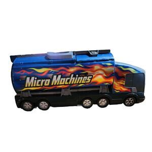 Vintage Micro Machines Super Stunt City Semi Trailer Truck Playset 2001 & 2 Cars